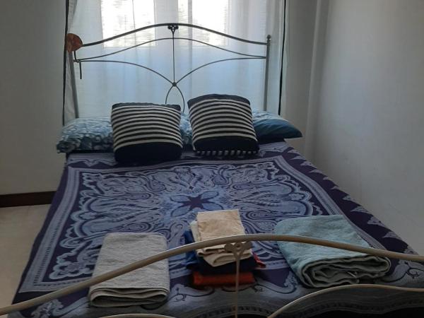 Locazione Turistica Poker d'assi : photo 7 de la chambre chambre double avec salle de bains commune