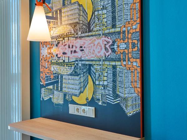 Generator Berlin Alexanderplatz : photo 2 de la chambre chambre quadruple