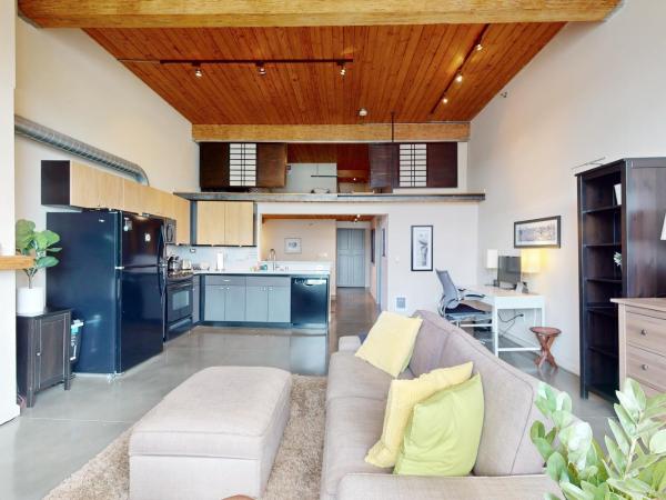 19th Avenue Lofts Unit 213 : photo 5 de la chambre studio 1 chambre