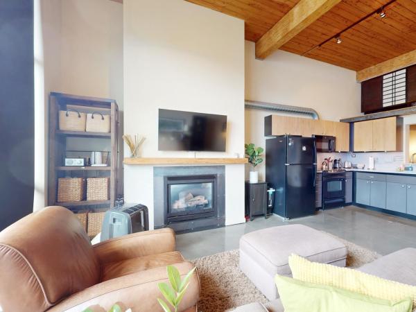 19th Avenue Lofts Unit 213 : photo 8 de la chambre studio 1 chambre