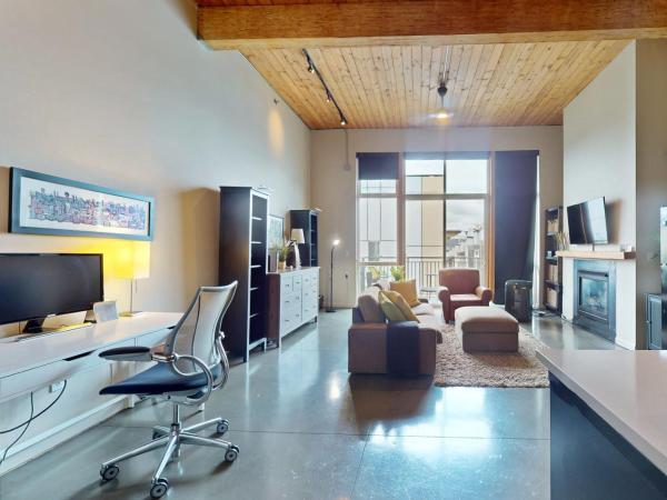 19th Avenue Lofts Unit 213 : photo 9 de la chambre studio 1 chambre