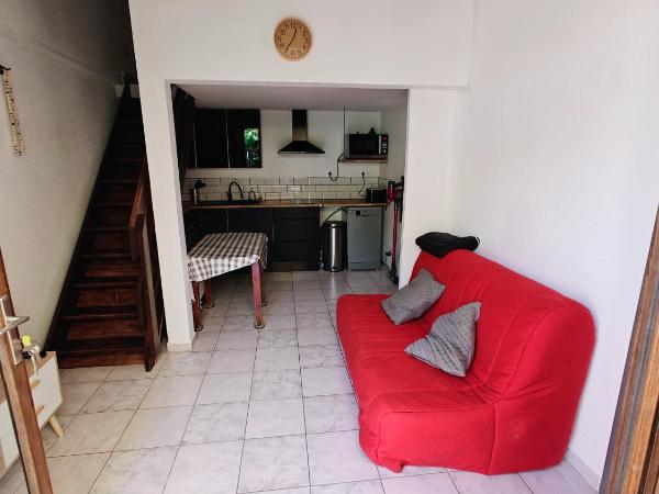 pavillon 40m2, 2 Chambres, 1 salon cuisine, 1sdb : photo 4 de la chambre studio familial
