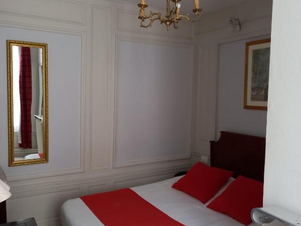 Brit Hotel Comtes De Champagne - Troyes Centre Historique : photo 3 de la chambre chambre double Économique