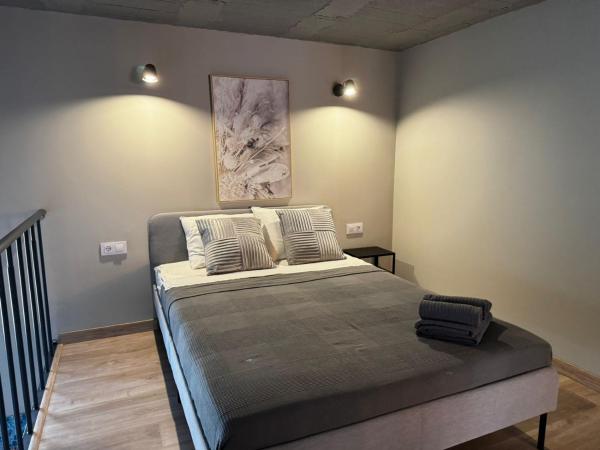 Cervero 24A : photo 4 de la chambre appartement en duplex