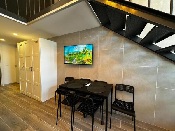 Melia y Fuster 23C : photo 4 de la chambre appartement en duplex