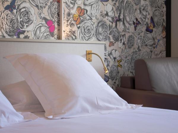 Brit Hotel Nantes La Beaujoire Parc Expo : photo 3 de la chambre chambre triple confort