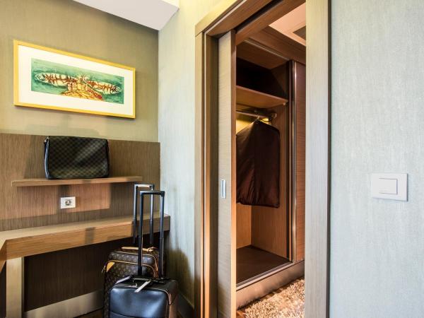 Avantgarde Hotel Levent : photo 6 de la chambre suite résidentielle avec bain à remous et hammam - accès gratuit au spa