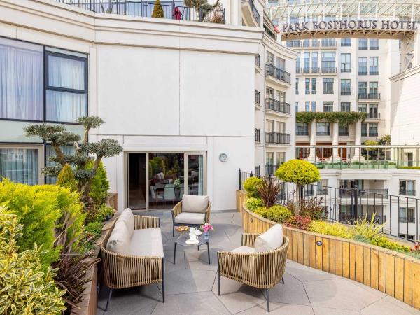 CVK Park Bosphorus Hotel Istanbul : photo 8 de la chambre appartement 3 chambres park prestige suites avec terrasse et accès au salon - vue sur bosphore