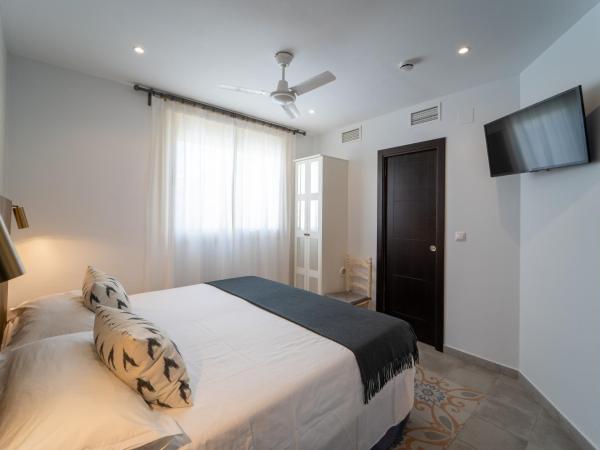 La Siesta de Picasso : photo 2 de la chambre suite junior avec balcon