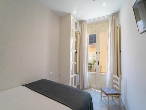 La Siesta de Picasso : photo 1 de la chambre suite junior avec balcon