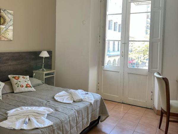 Hotel Plaza : photo 3 de la chambre chambre double supérieure