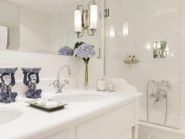 Hotel d'Angleterre : photo 8 de la chambre chambre lit king-size exclusive - vue sur lac