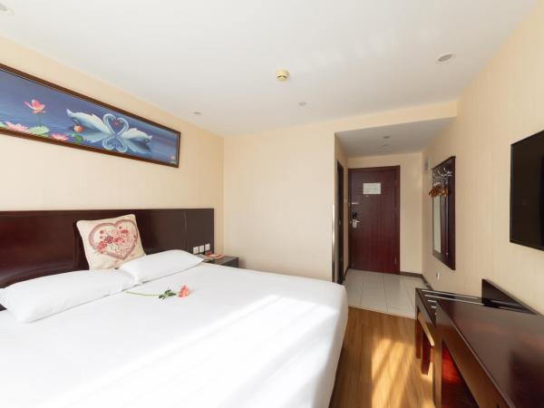 Golden Inns Chain Hotel Beijing JianGuomen : photo 6 de la chambre chambre supérieure lit queen-size