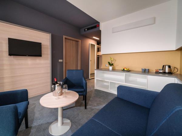 Hotel Yacht Wellness & Business : photo 3 de la chambre suite supérieure