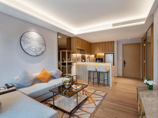 Dongguan Forum Hotel and Apartment - Former Pullman hotel Dongguan Forum : photo 1 de la chambre one bedroom and living room apartment