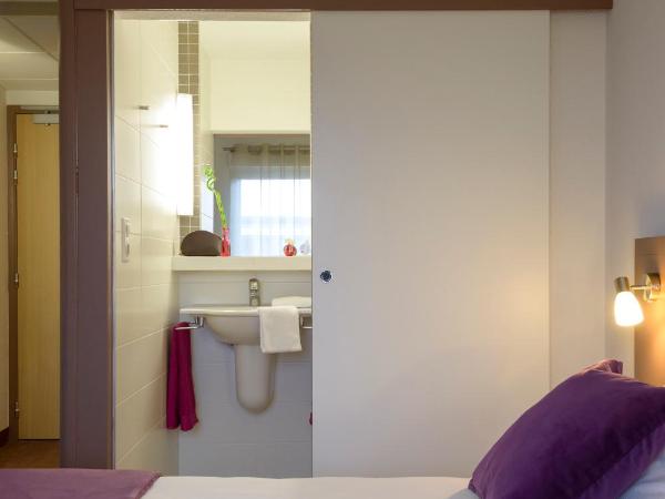 Brit Hotel Reims Croix Blandin : photo 4 de la chambre chambre lits jumeaux