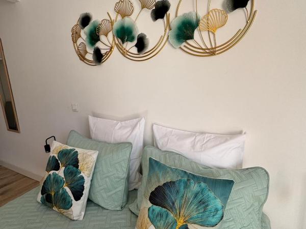 Perla Di Macchia : photo 1 de la chambre chambre lit queen-size - vue sur jardin