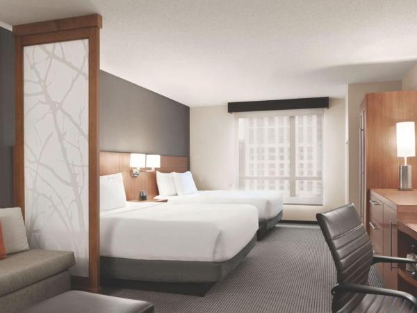 Hyatt Place Baltimore Inner Harbor : photo 3 de la chambre chambre avec 2 lits queen-size et canapé-lit - Étage supérieur