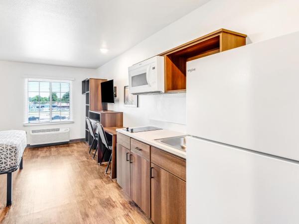 WoodSpring Suites Austin North I-35 : photo 9 de la chambre chambre lit queen-size standard - non-fumeurs