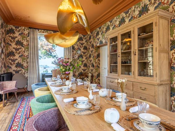 Villa Haute Guais, maison et table d'hôtes vue mer : photo 8 de la chambre deluxe room