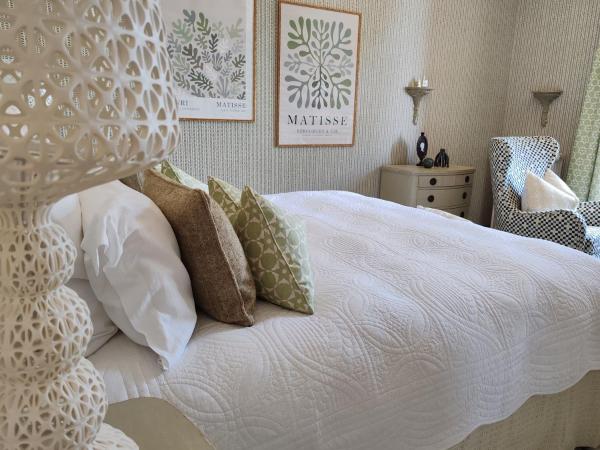 Villa Haute Guais, maison et table d'hôtes vue mer : photo 5 de la chambre suite junior deluxe