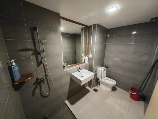 Kuantan City 188 : photo 10 de la chambre studio lit queen-size