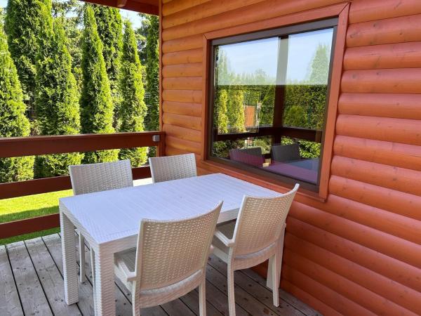 Domki Wczasowe Papaya : photo 5 de la chambre chalet supérieur