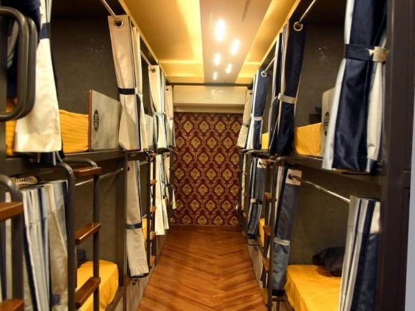 Charyana Solo Backpackers : photo 8 de la chambre lit superposé dans dortoir pour femmes