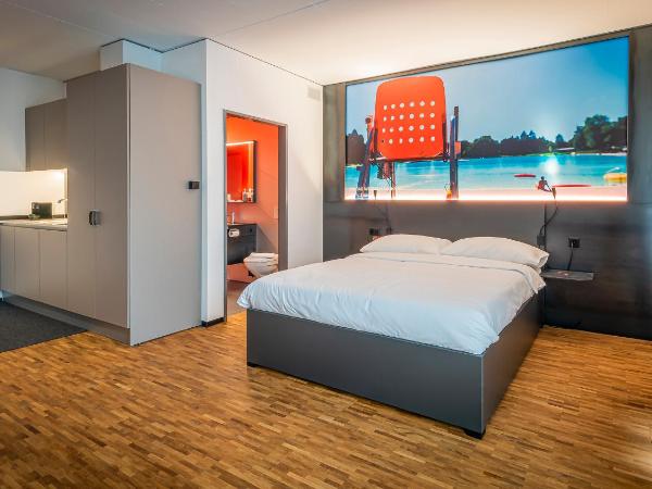 NEW OPENING 2022 - Los Lorentes Hotel Bern City : photo 2 de la chambre suite junior de luxe avec kitchenette