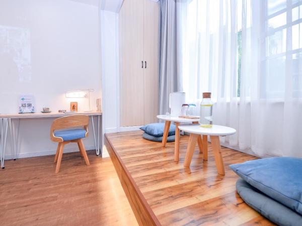 笑脸里青年旅舍宽窄店 : photo 7 de la chambre chambre double deluxe