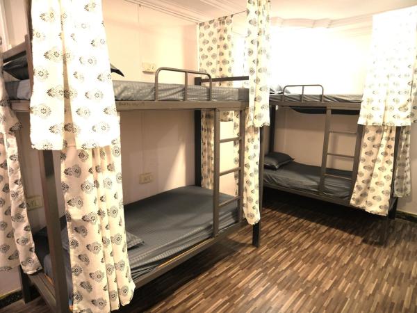 Nomadic Hostel : photo 3 de la chambre lit dans dortoir mixte de 8 lits