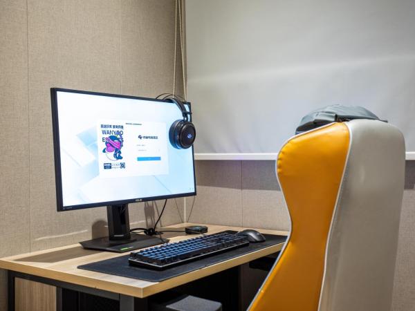 网鱼电竞酒店上海新国际博览中心店 : photo 3 de la chambre chambre simple supérieure