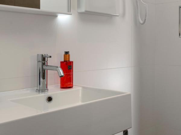 Hotel Delle Rose : photo 4 de la chambre chambre double basique