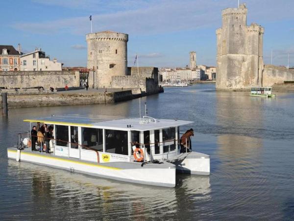 Voilier bateau nuit insolite La Rochelle : photo 4 de la chambre bateau