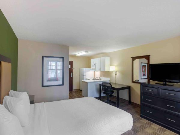Extended Stay America Select Suites - Atlanta - Clairmont : photo 3 de la chambre studio lit queen-size - non-fumeurs