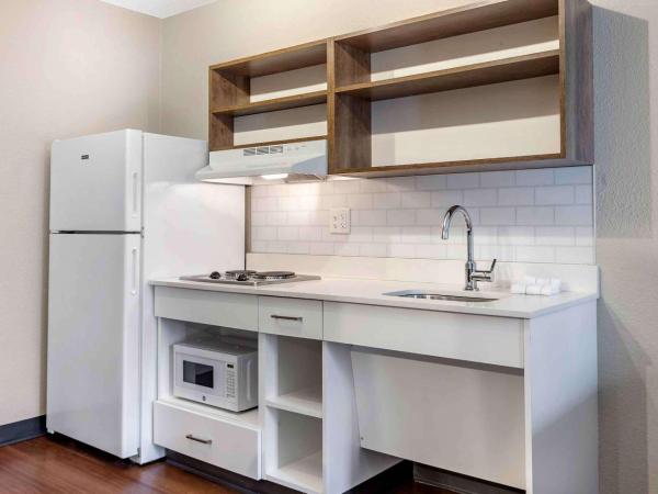 Extended Stay America Premier Suites - Charlotte - Pineville - Pineville Matthews Rd. : photo 3 de la chambre suite 1 chambre lit king-size - accessible aux personnes à mobilité réduite - non-fumeurs