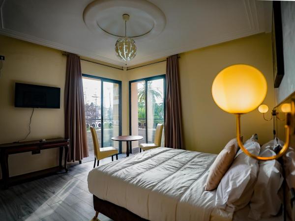 Hotel Arrabesque : photo 2 de la chambre suite