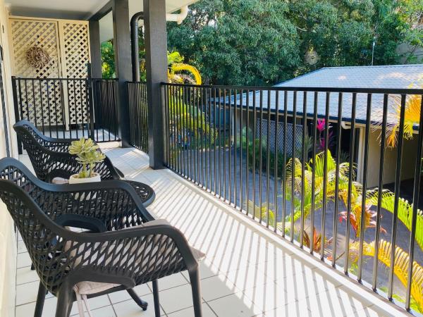 Lychee Tree Holiday Apartments : photo 6 de la chambre appartement avec terrasse