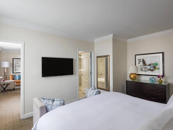 The Ritz-Carlton, Philadelphia : photo 1 de la chambre suite 1 chambre lit king-size avec canapé-lit - vue sur mairie - accès au salon club