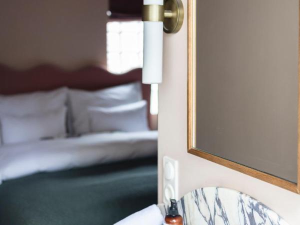 Clemonte Hotel - Your Reception-less Boutique Hideaway : photo 9 de la chambre petite chambre double