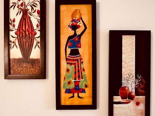 Joy Suite - Exclusive private 4-star AC suite inside Lotus 8 Hotel - 3 min walk from Cochin Airport : photo 3 de la chambre suite supérieure lit king-size