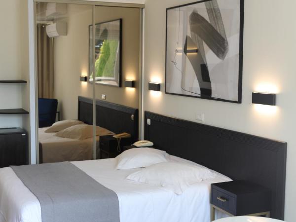 Les Alcyons : photo 1 de la chambre chambre triple - vue sur mer