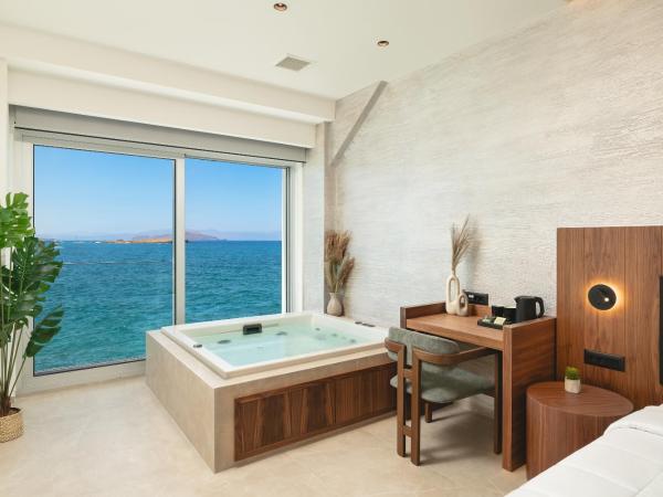 Elia Sea Suites : photo 10 de la chambre suite junior côté mer