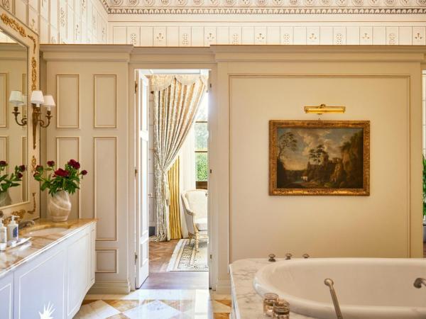 Four Seasons Hotel Firenze : photo 2 de la chambre suite royale lit king-size