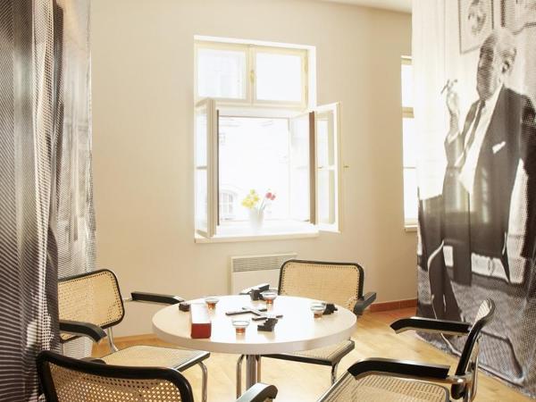 Hostel Eleven : photo 2 de la chambre lit dans dortoir 6 lits