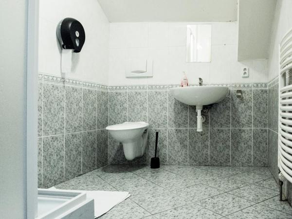 Hostel Eleven : photo 6 de la chambre lit dans dortoir 6 lits