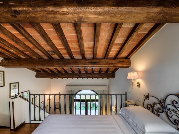 Villa Olmi Firenze : photo 4 de la chambre suite junior avec jardin privé (2 adultes)