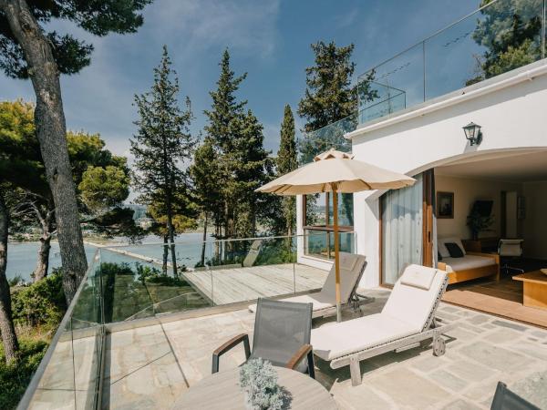 Corfu Holiday Palace : photo 7 de la chambre kalotheatis two-bedroom bungalow sea view