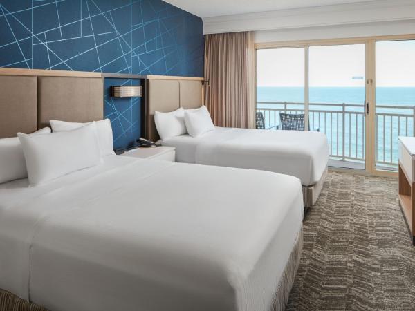 SpringHill Suites by Marriott Virginia Beach Oceanfront : photo 1 de la chambre studio lit queen-size avec canapé-lit
