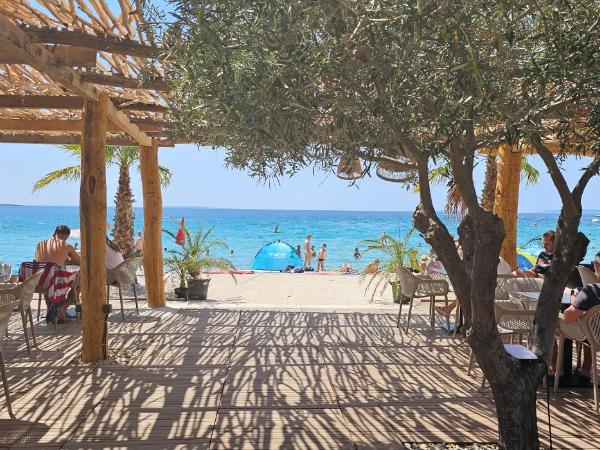 Guest House Jasna : photo 6 de la chambre chambre quadruple Économique avec salle de bains commune